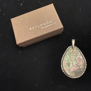 Silpada pendant S2236 in excellent condition